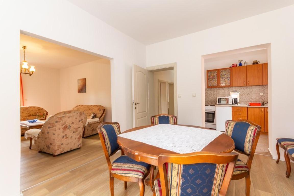 Apartments Forte Mare Херцег-Нови Экстерьер фото