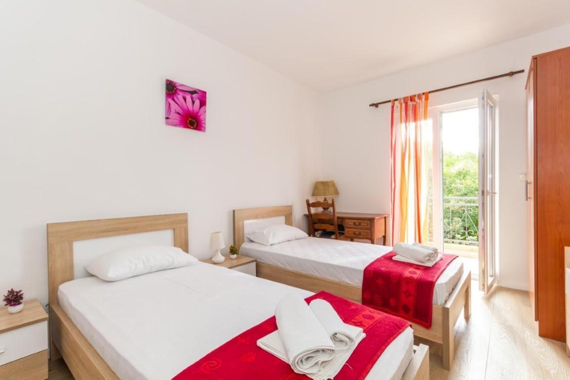 Apartments Forte Mare Херцег-Нови Экстерьер фото