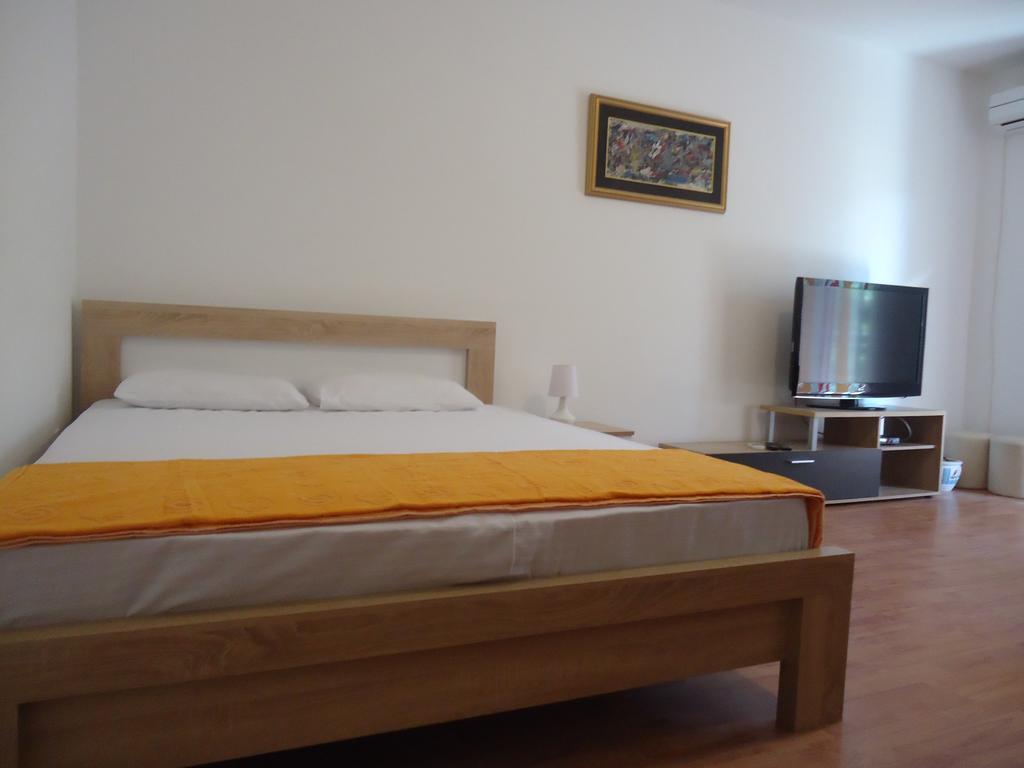 Apartments Forte Mare Херцег-Нови Экстерьер фото