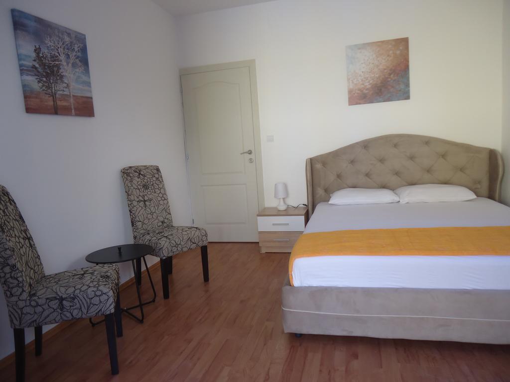Apartments Forte Mare Херцег-Нови Экстерьер фото